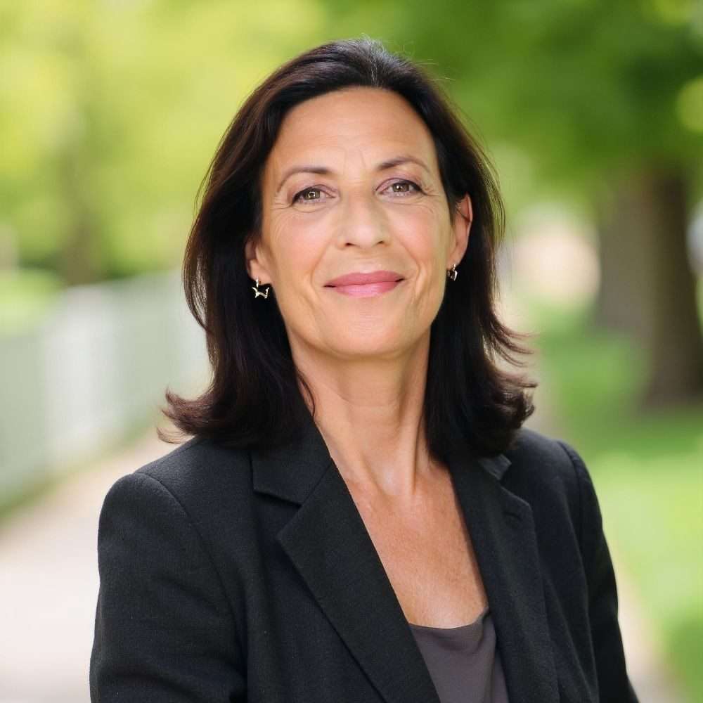 Trauma Psychotherapist Tess Hunneybell